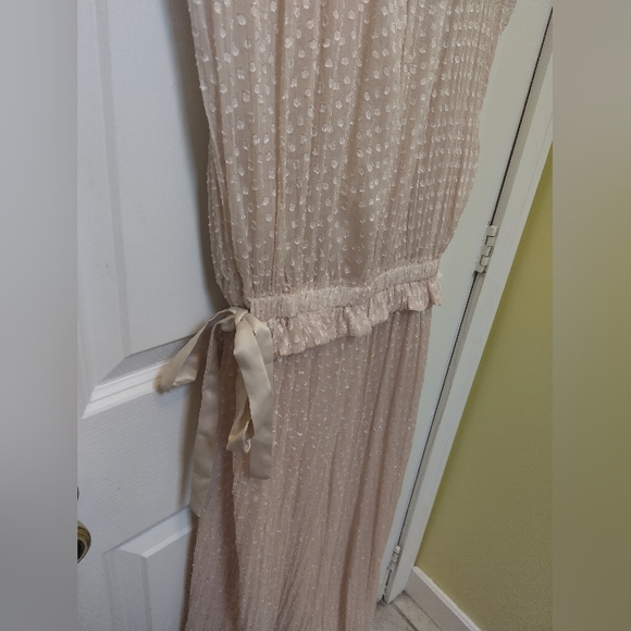 Zara Cream Midi Dress - Picture 9 of 14